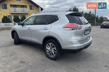 Внедорожник / Кроссовер Nissan Rogue 2015 в 