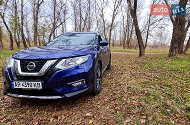 Внедорожник / Кроссовер Nissan Rogue 2016 в Запорожье