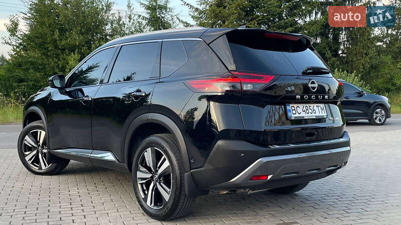 Внедорожник / Кроссовер Nissan Rogue 2023 в Дрогобыче