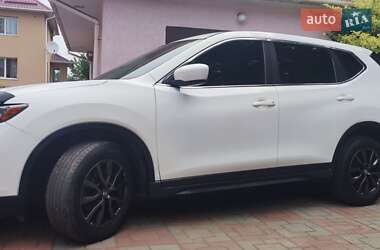 Позашляховик / Кросовер Nissan Rogue 2016 в Вінниці