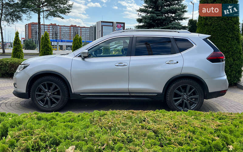 Позашляховик / Кросовер Nissan Rogue 2019 в Львові