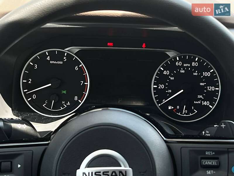 Внедорожник / Кроссовер Nissan Rogue 2021 в Киеве