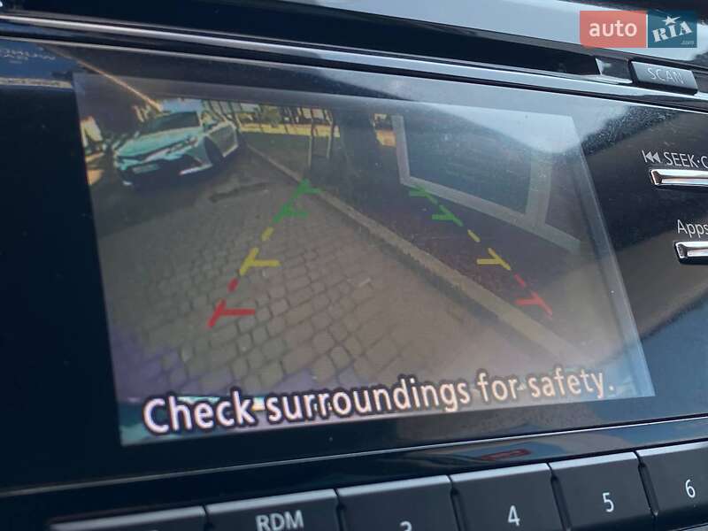 Внедорожник / Кроссовер Nissan Rogue 2016 в Львове