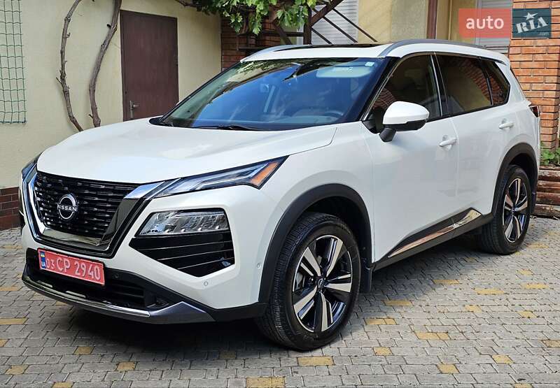 Nissan Rogue 2023