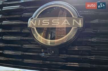 Внедорожник / Кроссовер Nissan Rogue 2023 в 