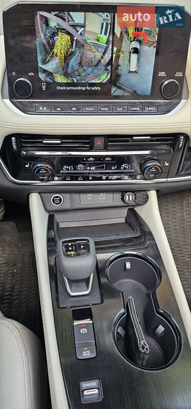 Позашляховик / Кросовер Nissan Rogue 2023 в Одесі