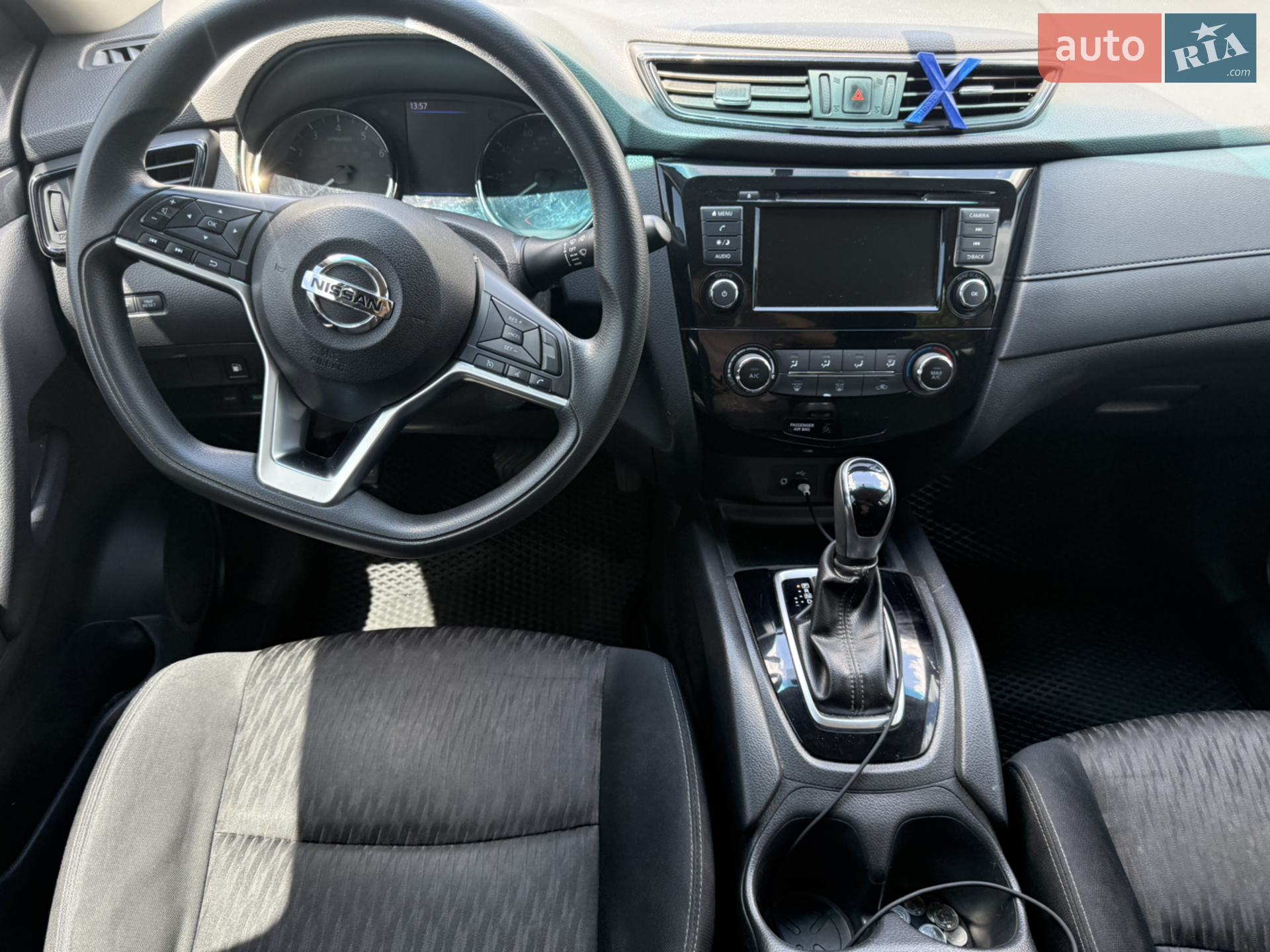 2018 Nissan Rogue - мініатюра 35