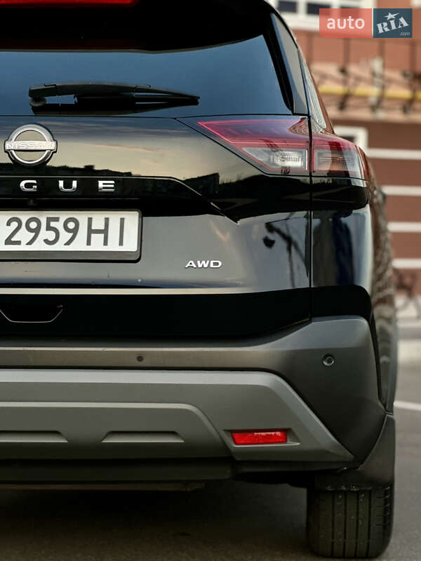 Внедорожник / Кроссовер Nissan Rogue 2022 в Умани
