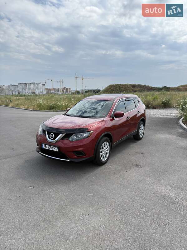 Внедорожник / Кроссовер Nissan Rogue 2016 в Виннице