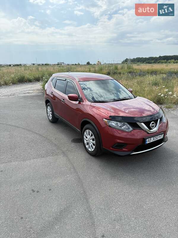 Внедорожник / Кроссовер Nissan Rogue 2016 в Виннице