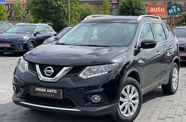 Позашляховик / Кросовер Nissan Rogue 2015 в Львові