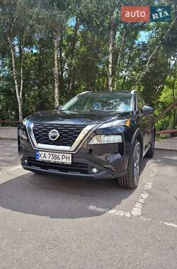 Позашляховик / Кросовер Nissan Rogue 2020 в Києві
