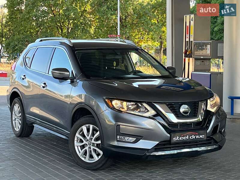 Внедорожник / Кроссовер Nissan Rogue 2018 в Николаеве
