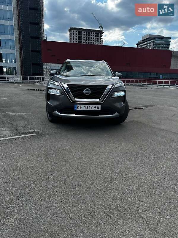 Внедорожник / Кроссовер Nissan Rogue 2023 в Днепре