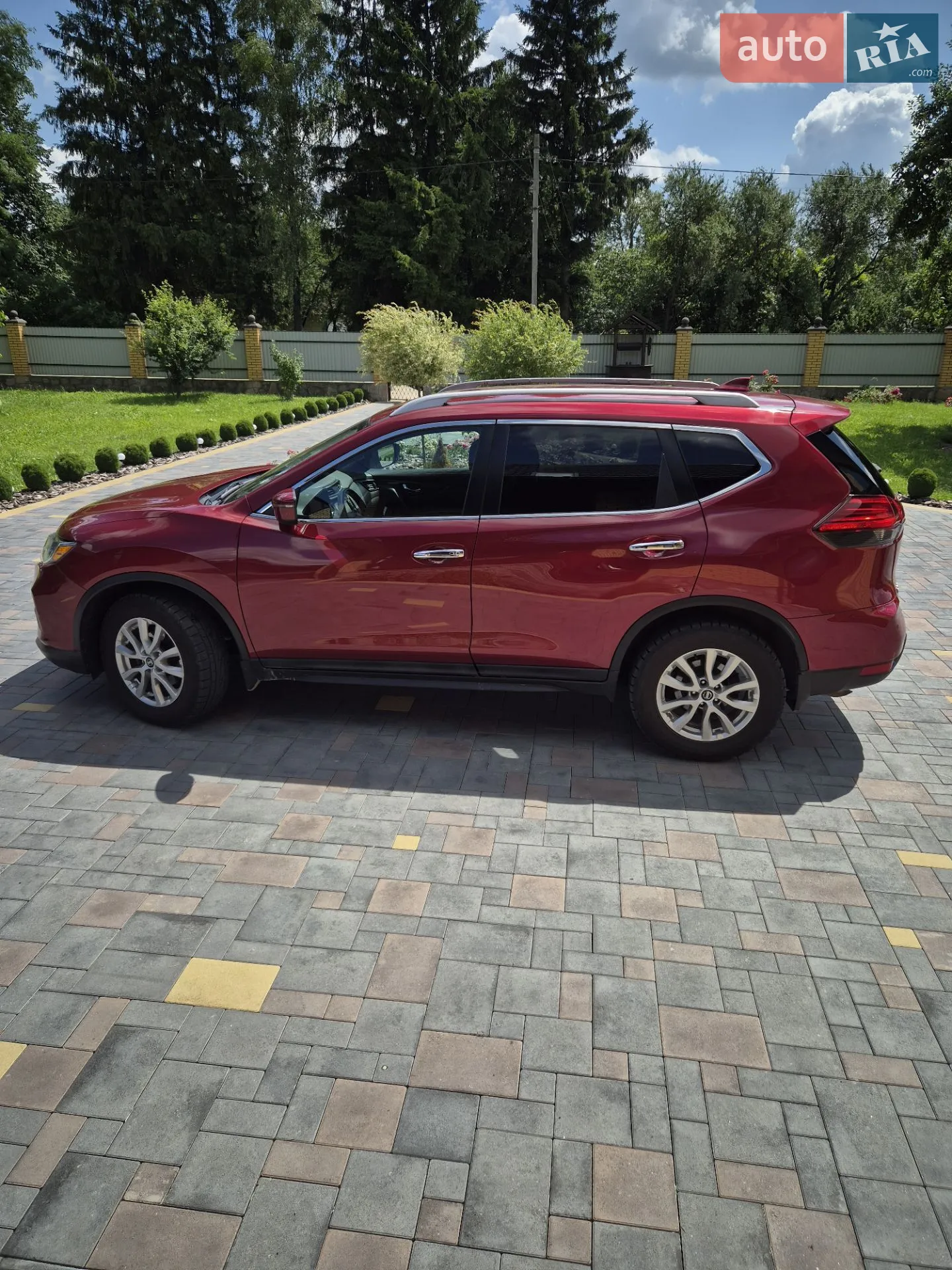 2017 Nissan Rogue - мініатюра 10