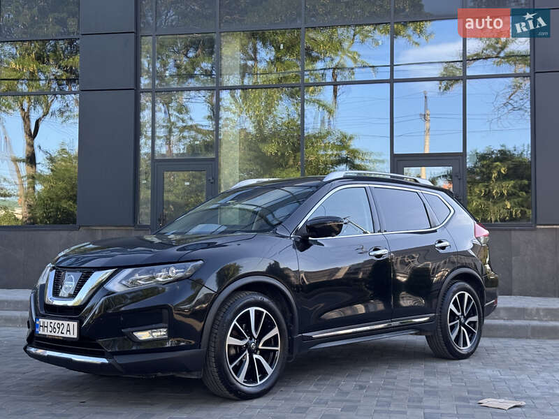 Внедорожник / Кроссовер Nissan Rogue 2018 в Одессе