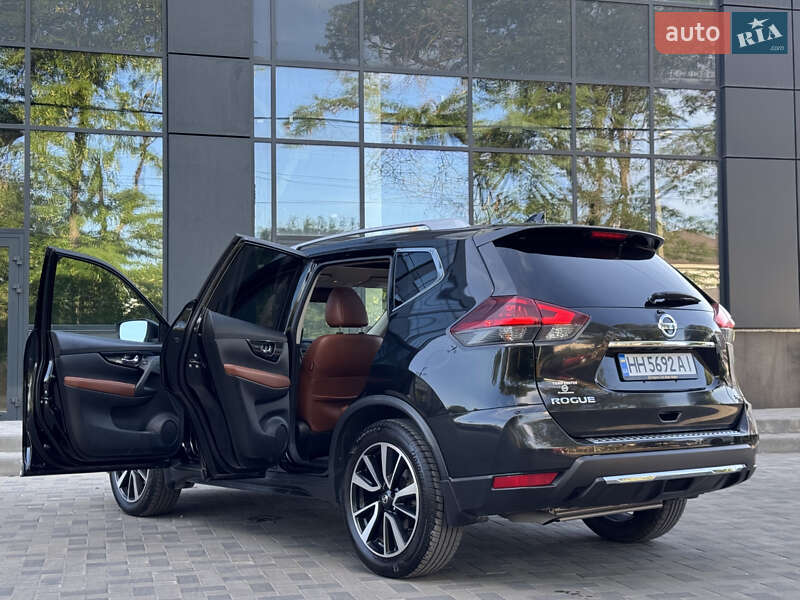Внедорожник / Кроссовер Nissan Rogue 2018 в Одессе