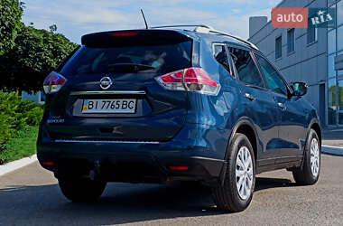 Внедорожник / Кроссовер Nissan Rogue 2016 в 