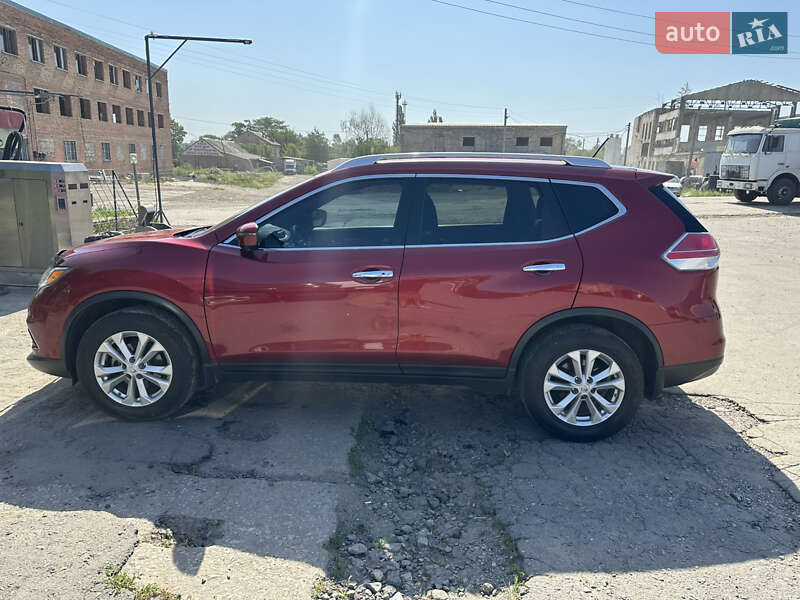 Внедорожник / Кроссовер Nissan Rogue 2015 в Павлограде