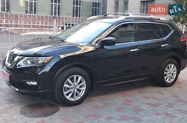 Позашляховик / Кросовер Nissan Rogue 2017 в Тульчині