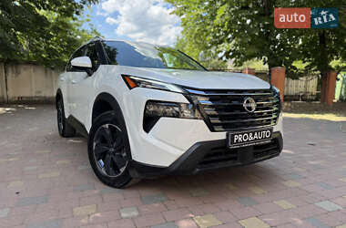 Внедорожник / Кроссовер Nissan Rogue 2024 в Тернополе