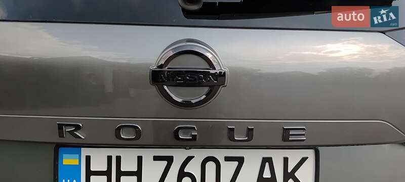 Внедорожник / Кроссовер Nissan Rogue 2021 в Одессе