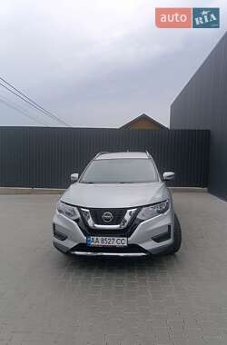 Позашляховик / Кросовер Nissan Rogue 2017 в Віті-Поштовій