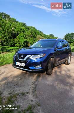 Позашляховик / Кросовер Nissan Rogue 2018 в Житомирі