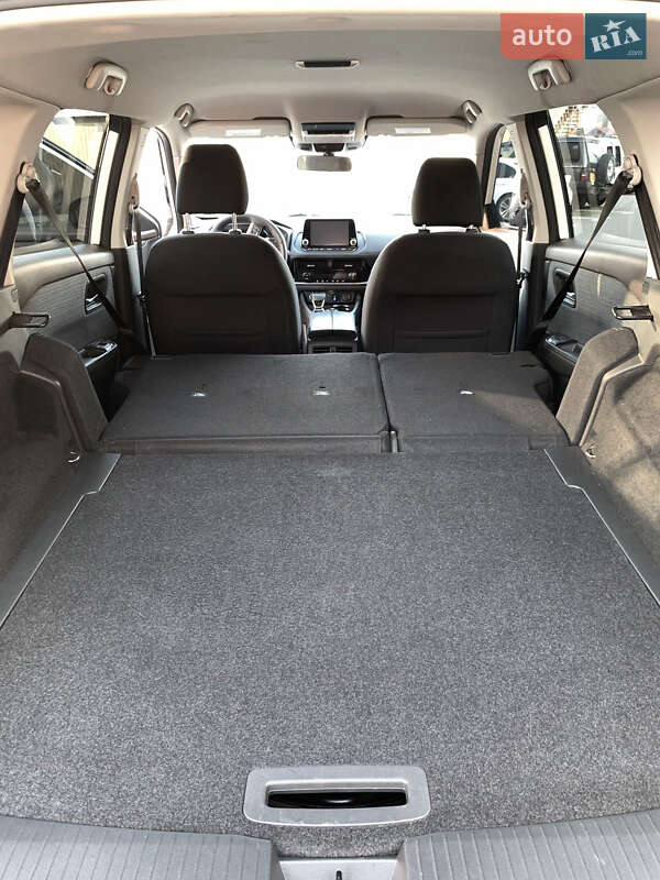 Внедорожник / Кроссовер Nissan Rogue 2020 в Ивано-Франковске