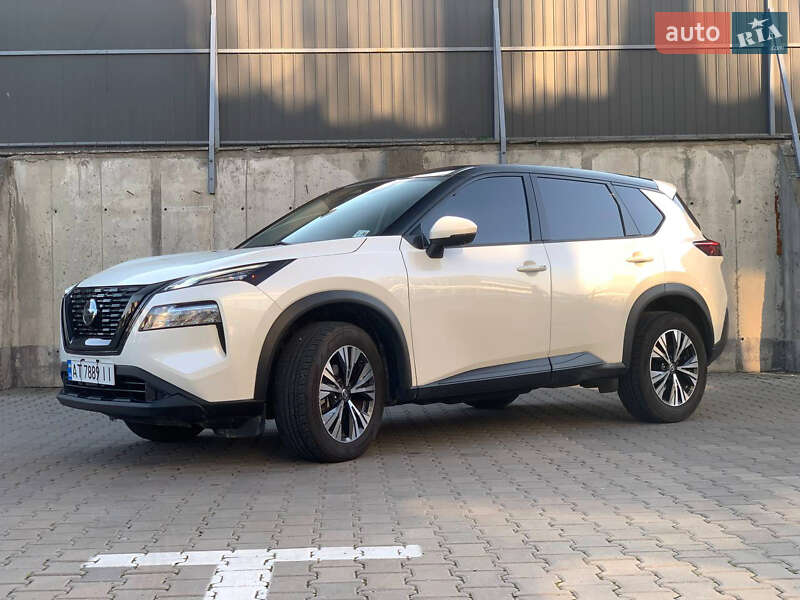 Внедорожник / Кроссовер Nissan Rogue 2020 в Ивано-Франковске