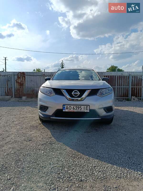 Позашляховик / Кросовер Nissan Rogue 2016 в Балаклії