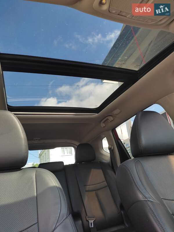 Внедорожник / Кроссовер Nissan Rogue 2014 в Мироновке