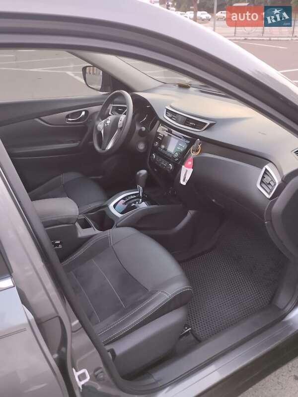 Внедорожник / Кроссовер Nissan Rogue 2015 в Одессе