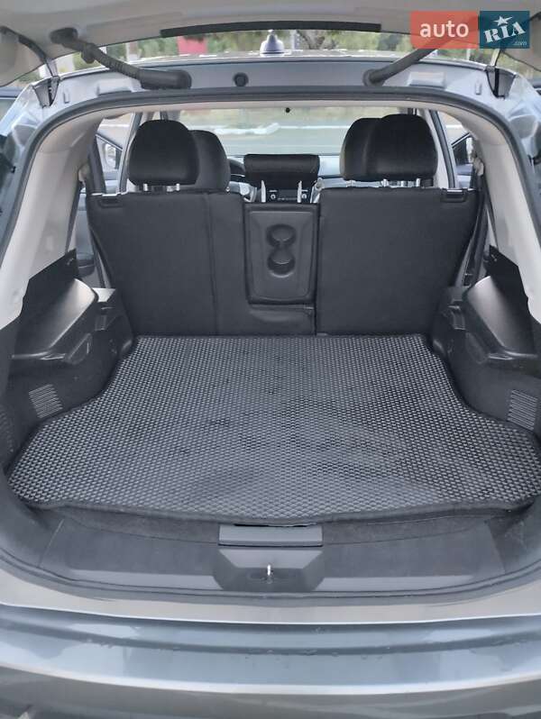 Внедорожник / Кроссовер Nissan Rogue 2015 в Одессе