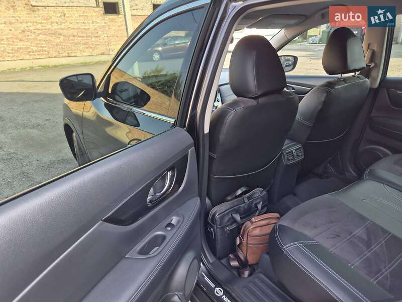 Внедорожник / Кроссовер Nissan Rogue 2017 в Черкассах фото 5 Внедорожник / Кроссовер Nissan Rogue 2017 в Черкассах