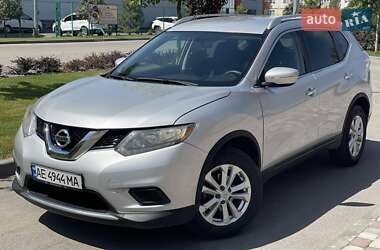 Внедорожник / Кроссовер Nissan Rogue 2015 в 