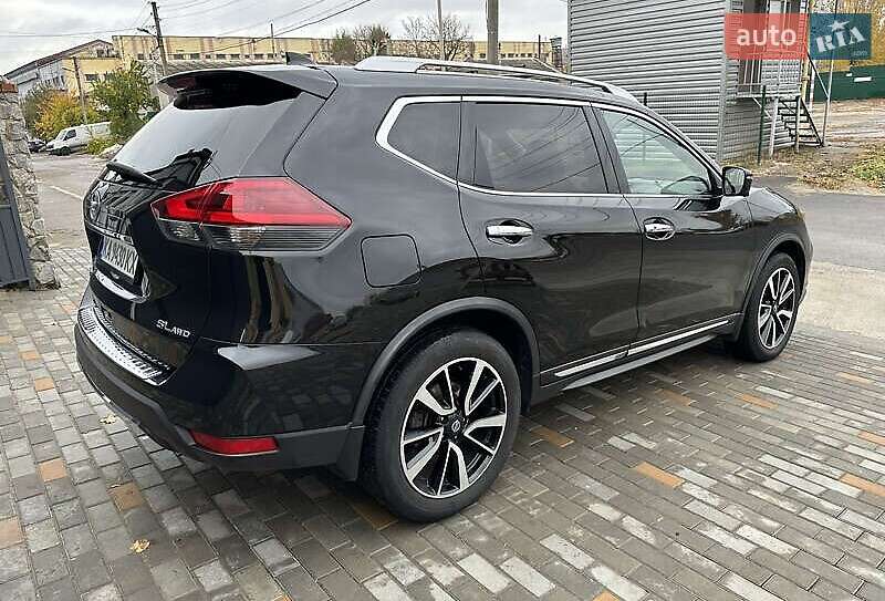 Внедорожник / Кроссовер Nissan Rogue 2018 в Ивано-Франковске