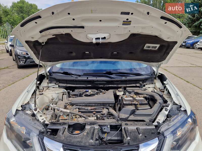 Позашляховик / Кросовер Nissan Rogue 2018 в Дніпрі