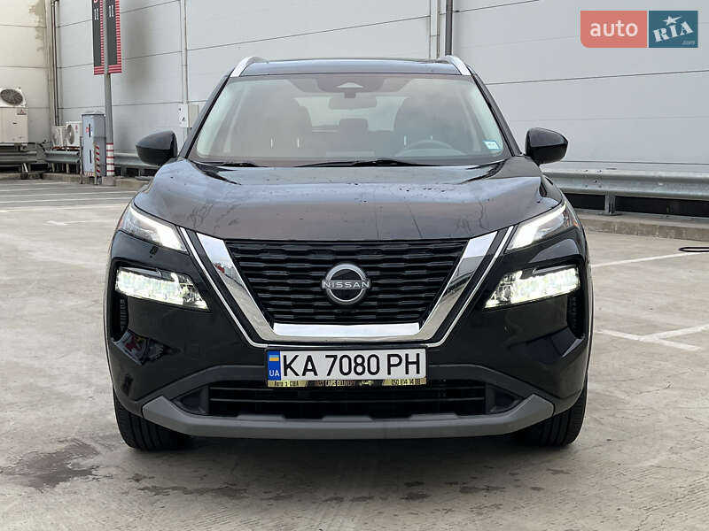 Позашляховик / Кросовер Nissan Rogue 2023 в Києві