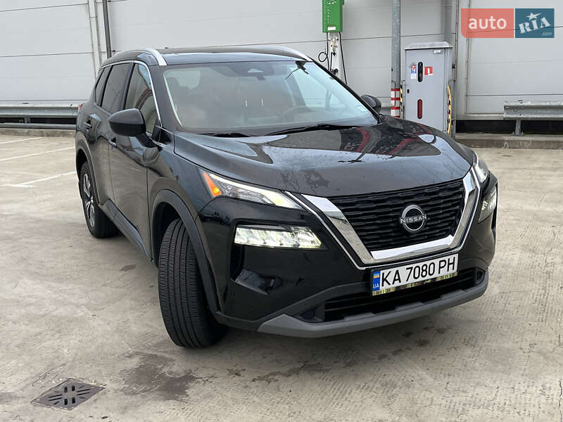 Позашляховик / Кросовер Nissan Rogue 2023 в Києві