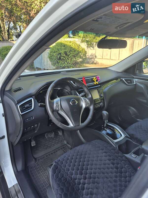 Позашляховик / Кросовер Nissan Rogue 2014 в Запоріжжі
