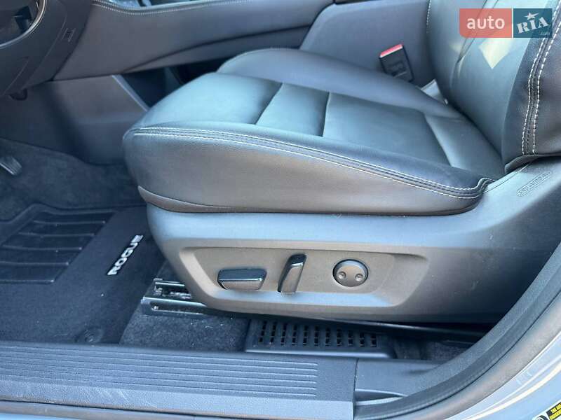 Позашляховик / Кросовер Nissan Rogue 2023 в Кривому Розі