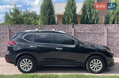 Внедорожник / Кроссовер Nissan Rogue 2018 в Днепре