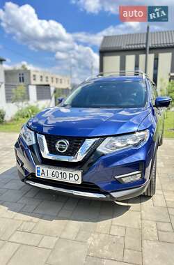 Позашляховик / Кросовер Nissan Rogue 2018 в Києві