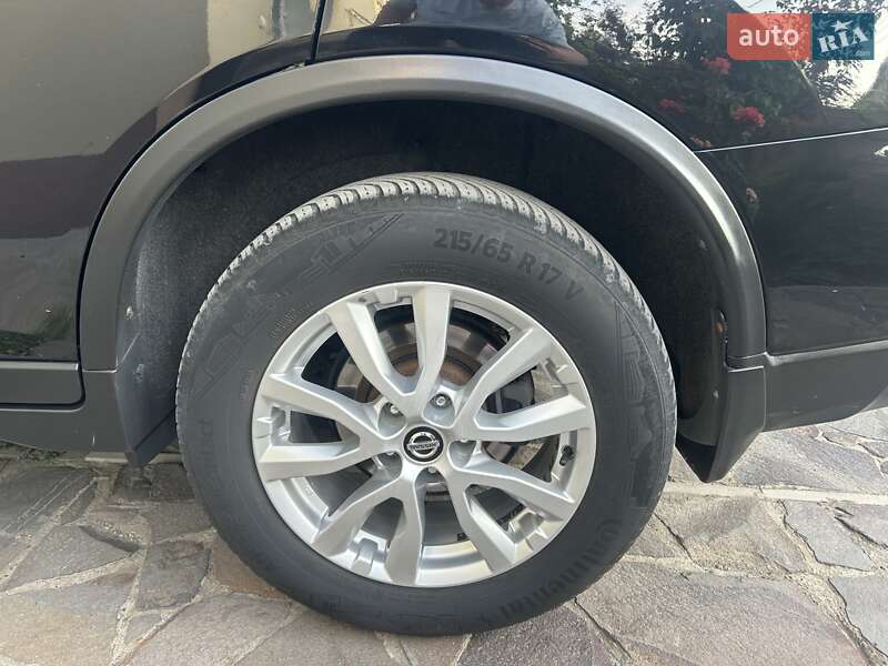 Внедорожник / Кроссовер Nissan Rogue 2018 в Каменец-Подольском