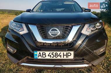 Позашляховик / Кросовер Nissan Rogue 2017 в Вінниці