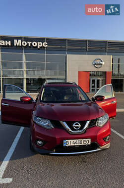 Внедорожник / Кроссовер Nissan Rogue 2015 в 