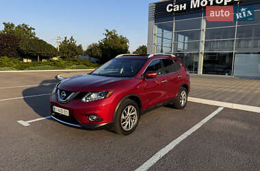 Внедорожник / Кроссовер Nissan Rogue 2015 в 