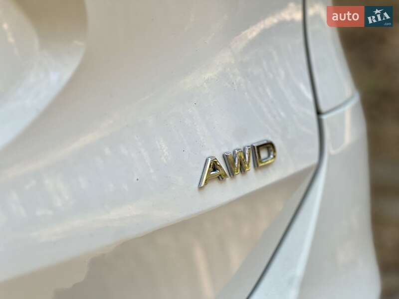 Внедорожник / Кроссовер Nissan Rogue 2015 в Горишних Плавнях фото 7 Внедорожник / Кроссовер Nissan Rogue 2015 в Горишних Плавнях