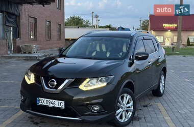 Внедорожник / Кроссовер Nissan Rogue 2014 в Теофиполе